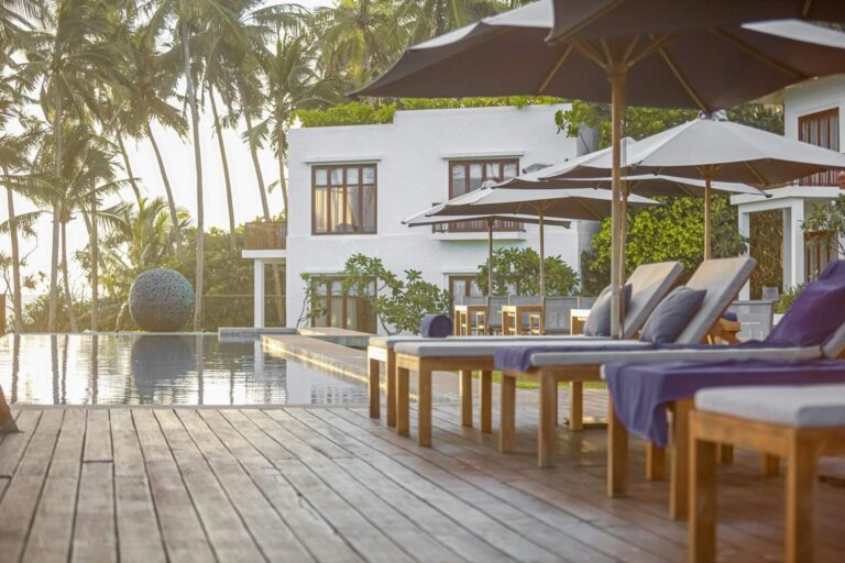 Luxury beachfront villa with infinity pool overlooking the Indian Ocean on Sri Lanka's southern coast